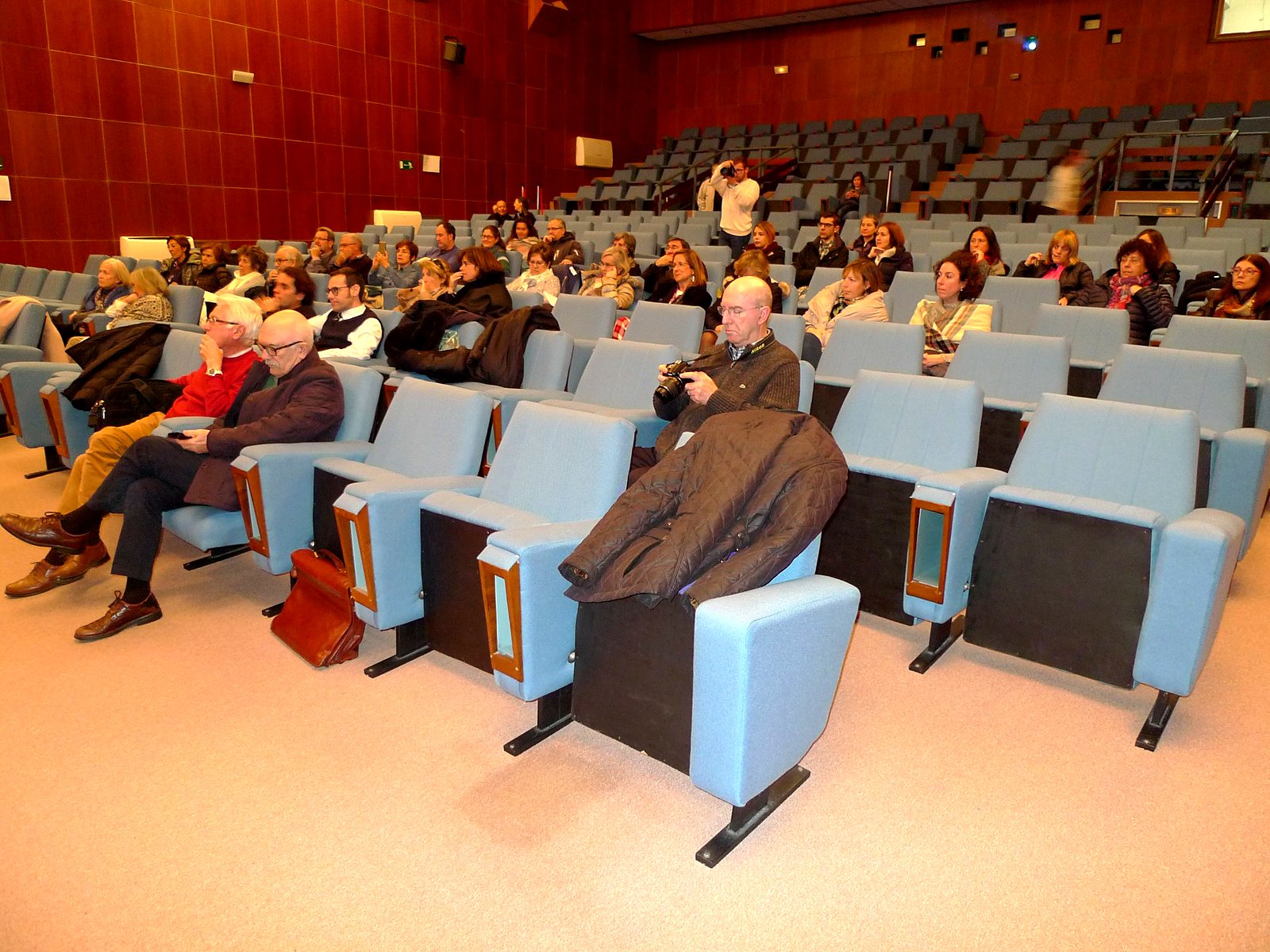 Conferencia «La mujer en la ciencia» (2017). Asistentes a la conferencia