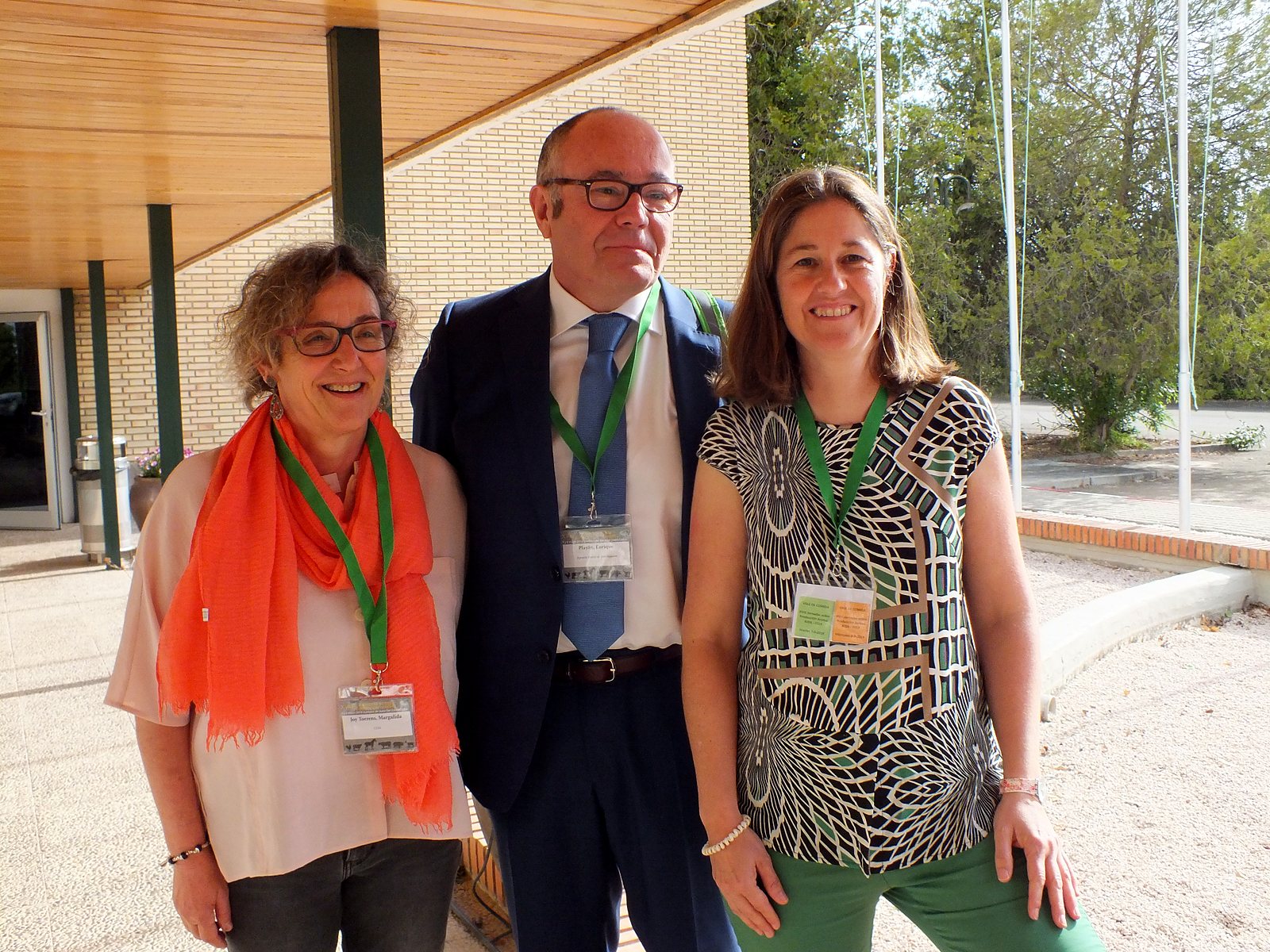 Jornadas AIDA 2019. Pausa café en los jardines del campus