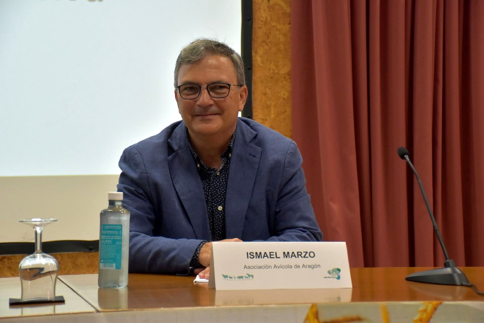 Jornadas AIDA 2025. Mesa redonda sobre bienestar animal y ganadería