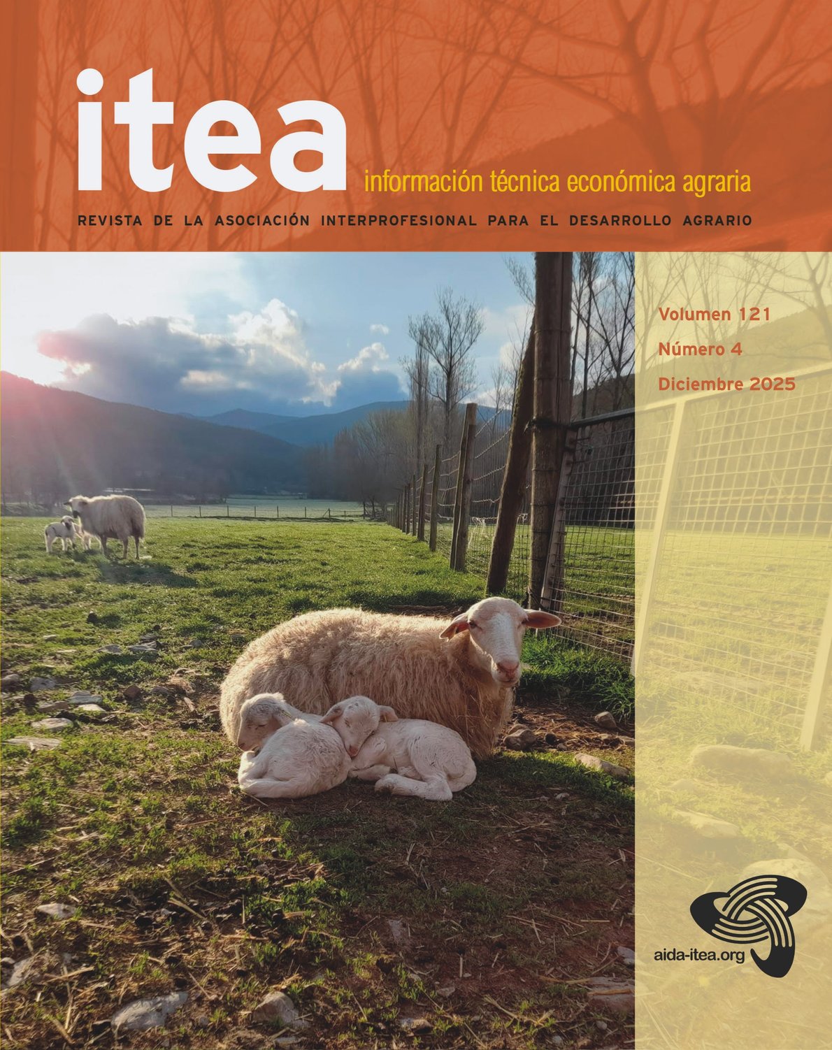 Portada del volumen 121(4) de ITEA: oveja Ansotana con dos corderos en una pradera de montaña y, al fondo, una oveja Churra Tensina